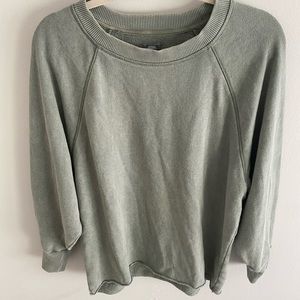 ✨aerie oversized sage green sweater✨